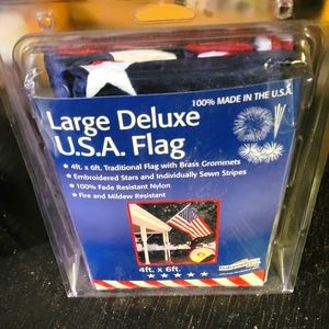 Large Deluxe USA Flag